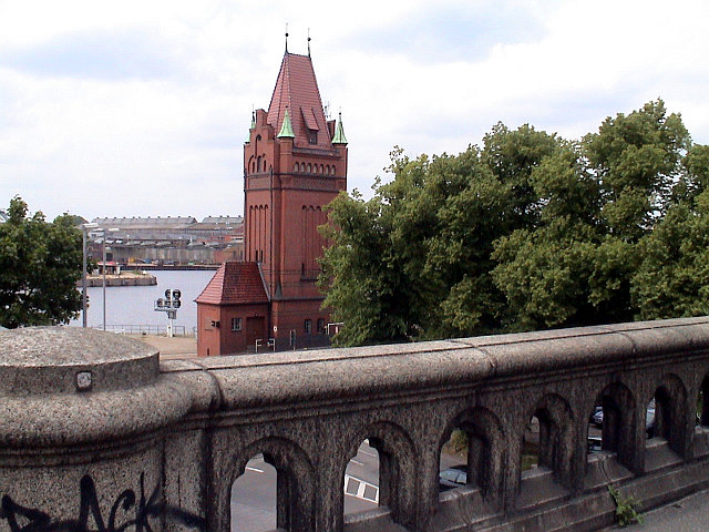 Burgtorbrücke (Lübeck)