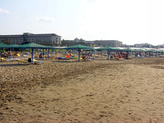 Strand Hotel Papillon Muna