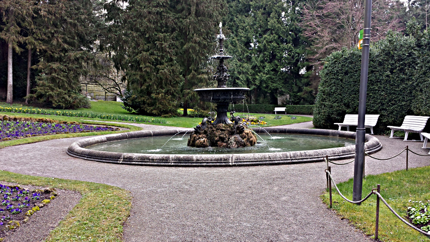 Brunnen