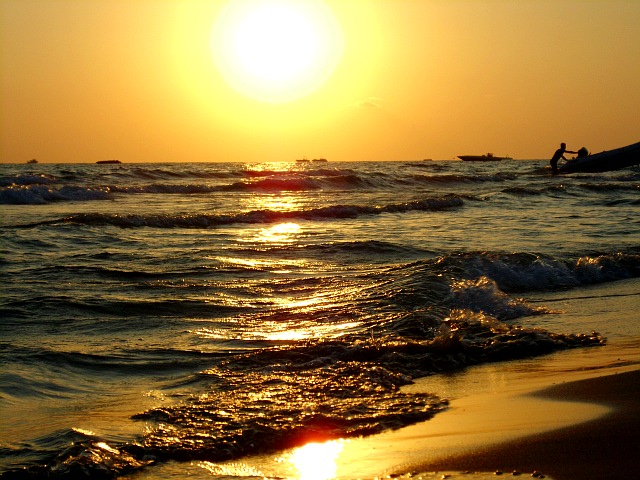 Das Meer beim Sonnenuntergang