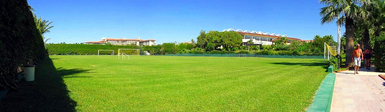 Fußballplatz