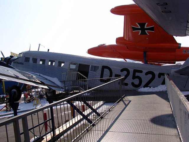 Junkers JU-52